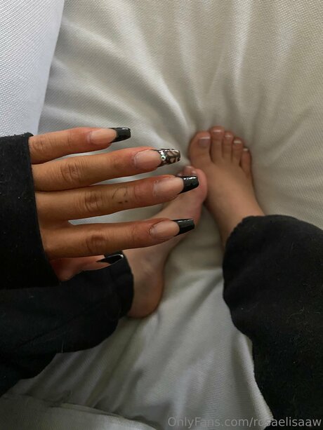 Rosaelisaaw perfect star photo