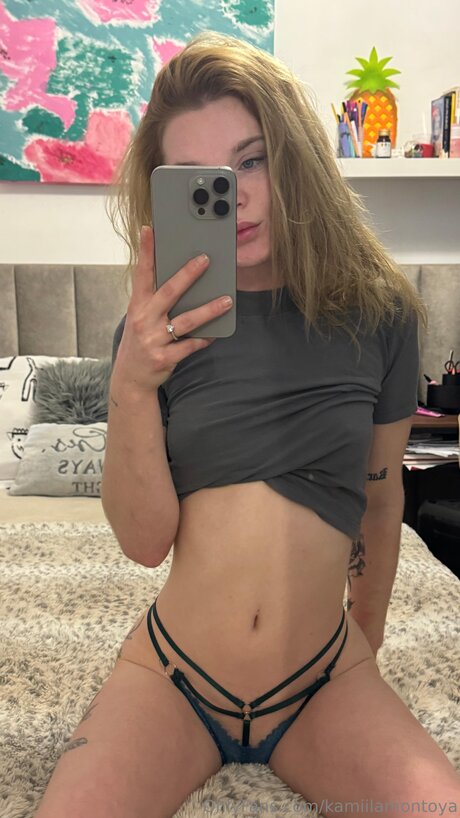 Kamiilamontoya exclusive actress photos