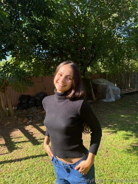 Belenp6 pornstar naked gallery