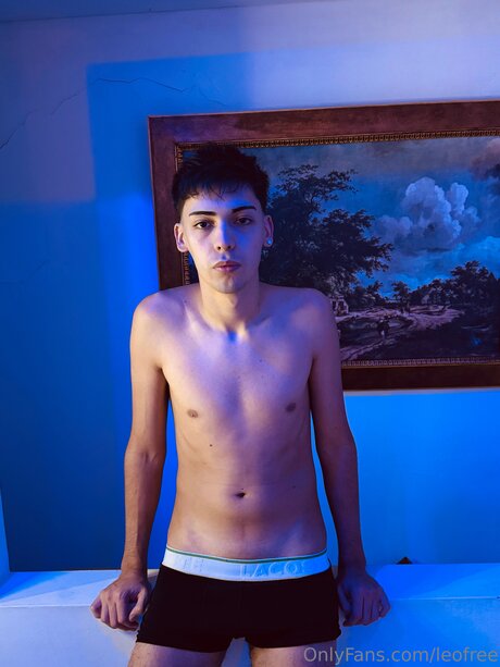 Leofree porn model gallery