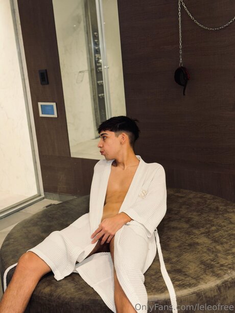 Leofree model nice img