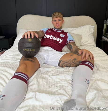 Urtattooedboyf star pretty photo