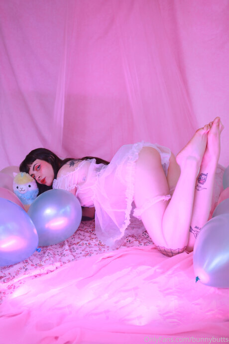 Bunnybutts model hd img