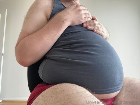 Allfattenedup nude actress photo