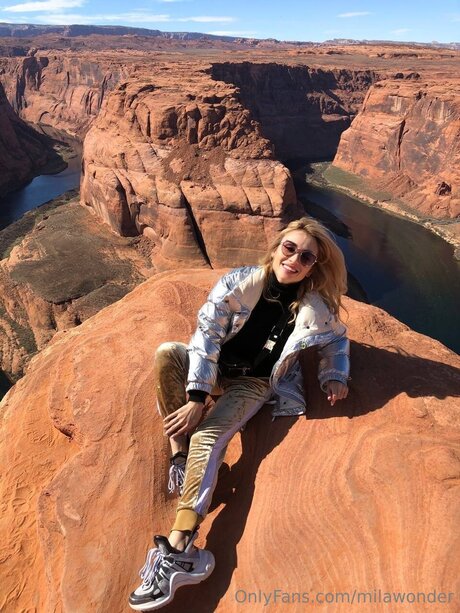 Milawonder pretty pornstar image