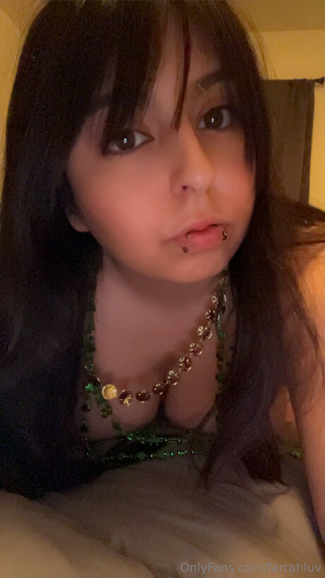 Farrahluv Profile pic