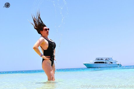 Only Pinkfree pretty actress img