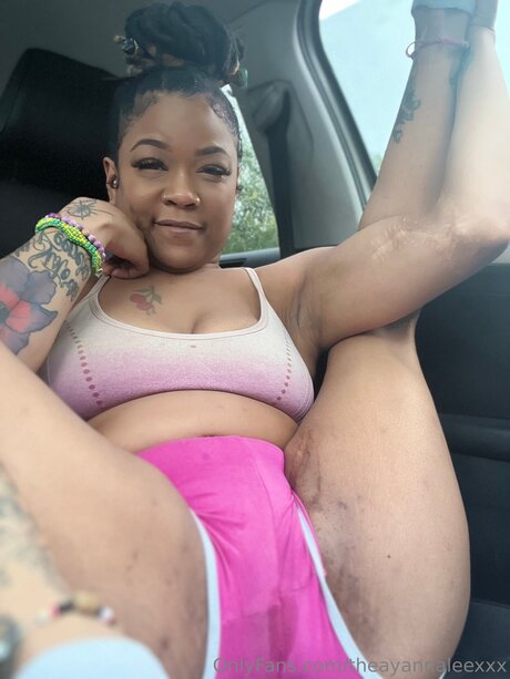 Theayannaleexxx perfect actress gallery