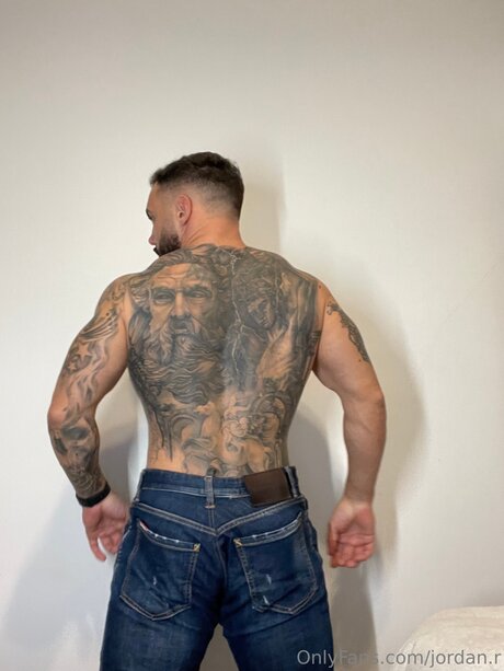 Jordan R star nude image