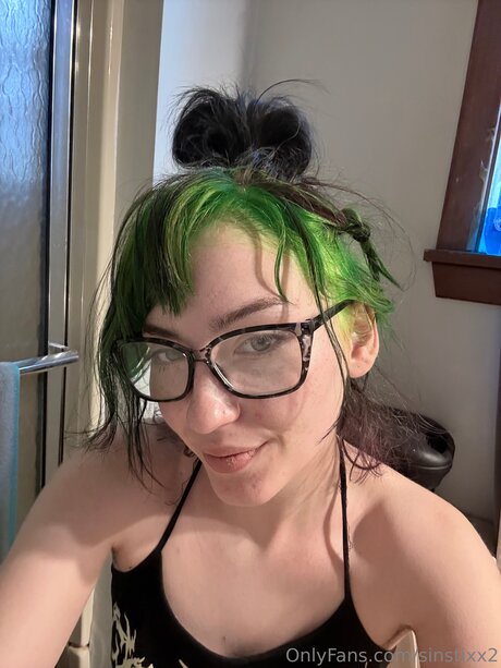 Sinstixx2 model porn photos