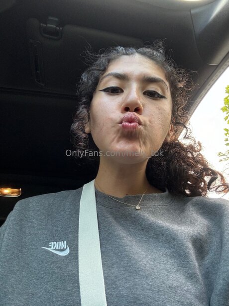 Mely Tok hd star pic