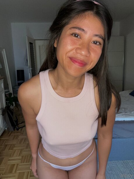 Alpsyyy pretty actress image