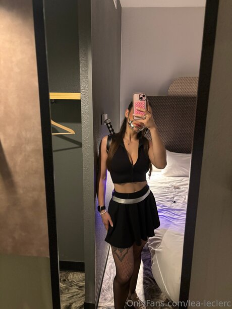 Lea Leclerc top model image