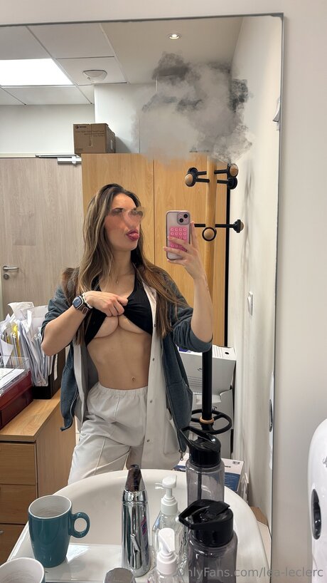 Lea Leclerc erotic actress gallery