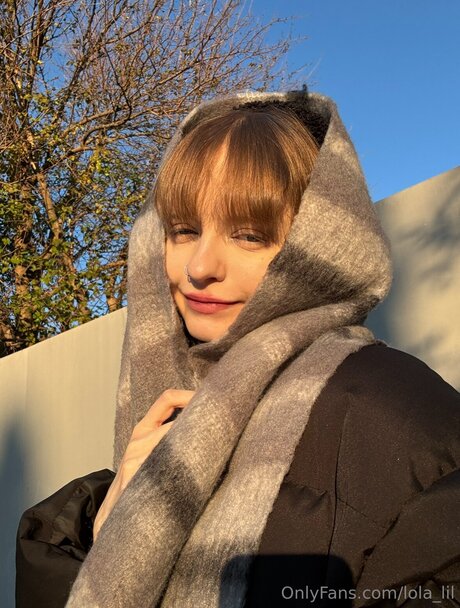 Lola Lil high quality star photo