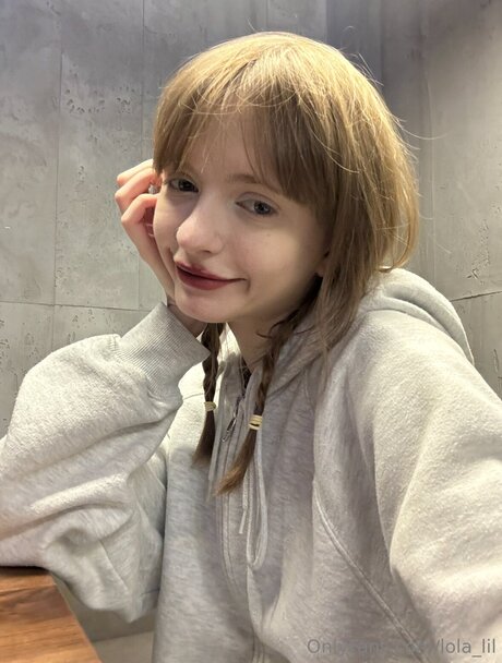 Lola Lil pornstar nudes picture