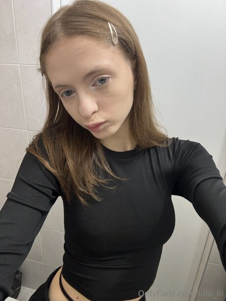 Lola Lil star high quality image