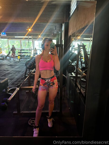 Lilyblake star naked gallery