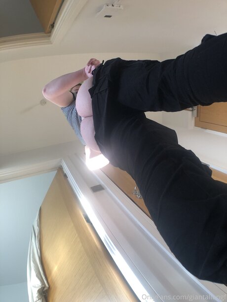 Giantaliengf star nice photo