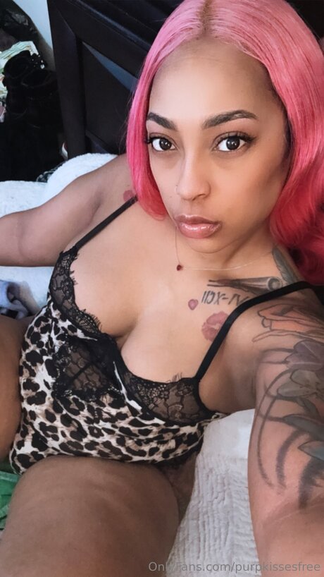 Purpkissesfree pornstar adult pic