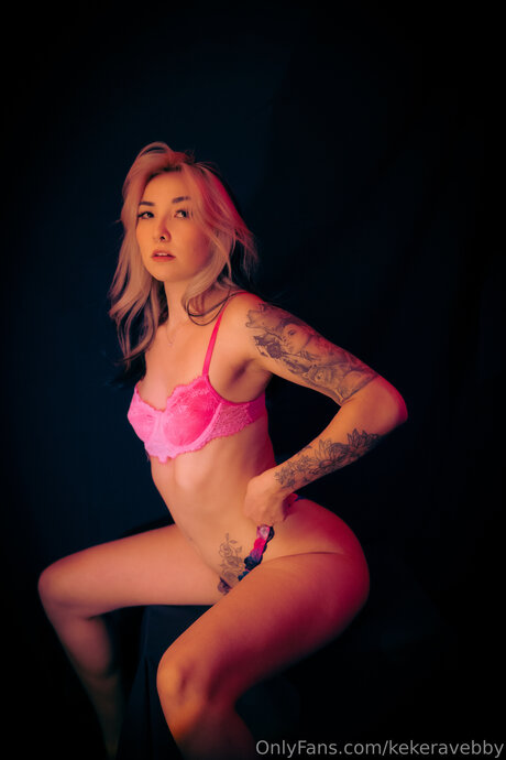 Kekeravebby hot actress pics