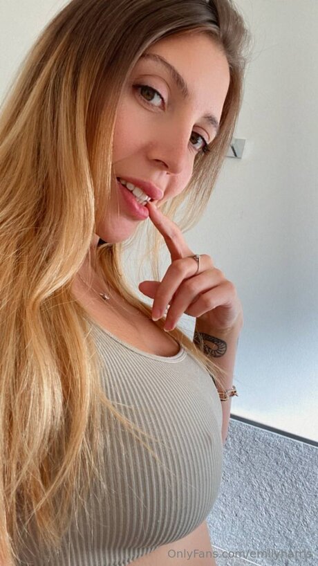 Emilyharris hot actress archive