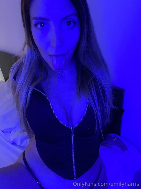 Emilyharris pretty actress photos