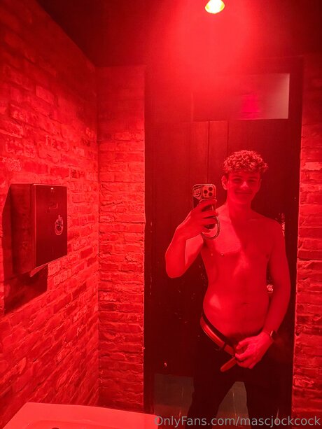 Themascjock model high quality photos