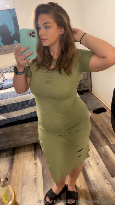 Phatazzsnowbunny96 top model img