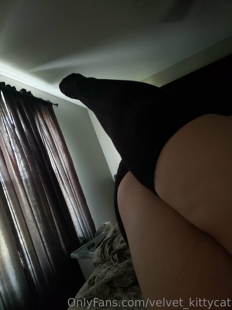 Velvet Kittycat model sexy photo