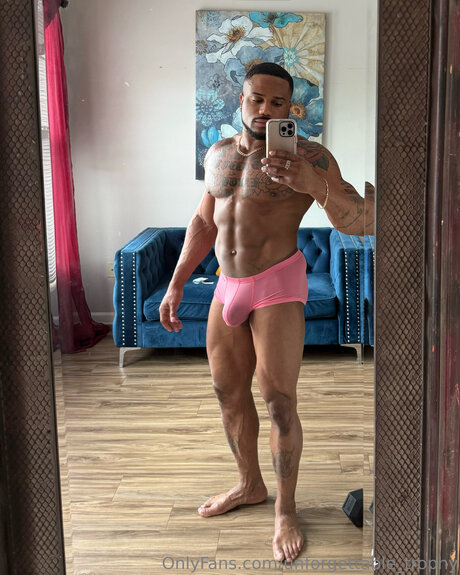 Unforgettable Trophy nudes model image