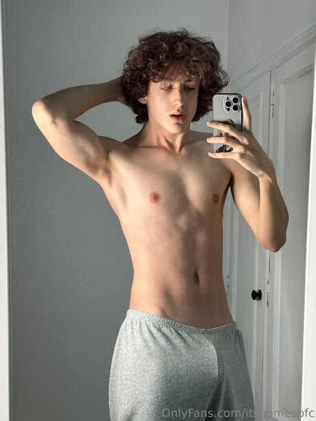 Itsgomesofc nice pornstar picture