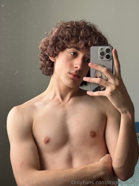 Itsgomesofc star art photos