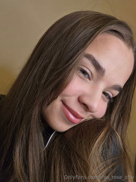 Mia Rose Oftv exclusive pornstar pictures