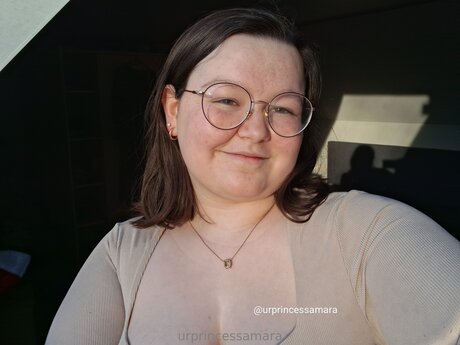 Urprincessamara hot actress images