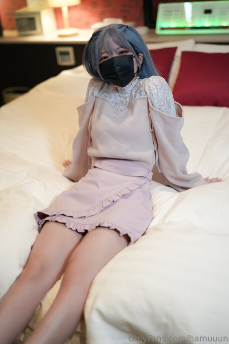 skinny milf onlyfans naked photos