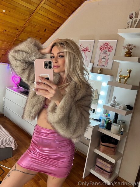 Therealsarahh pornstar free gallery