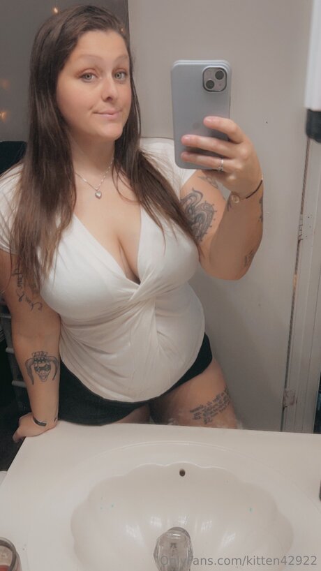 Kitten42922 hd model photos