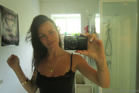 Taragracex free star photo