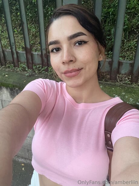 Amberliin pornstar nude img