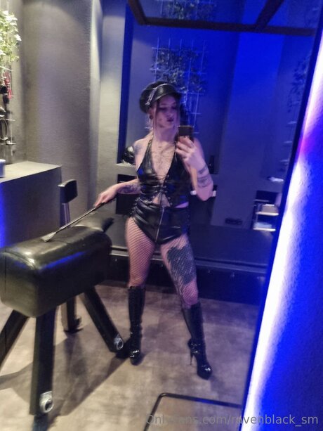 Ravenblack Sm naked star galleries