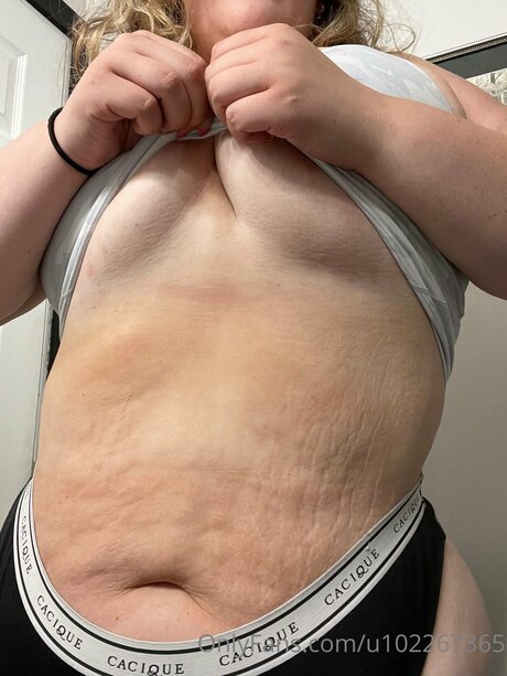 U102267365 model pornographic image