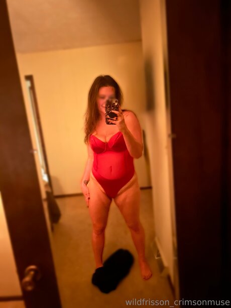 Crimsonmusewildfrisson pornstar nudes archive