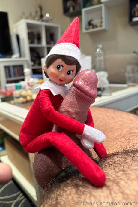 Tori Rocket hot model photos