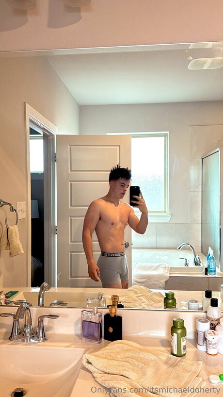 Itsmichaeldoherty model free archive