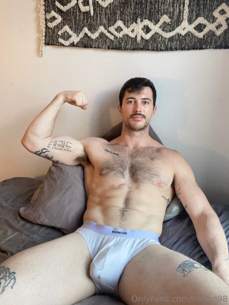 Nashd98 erotic model photo