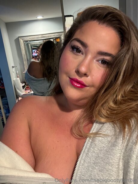 Thebigbootybarbie hot actress image