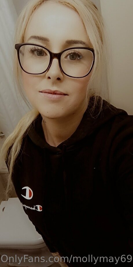 Mollymay6969 pornstar pretty picture