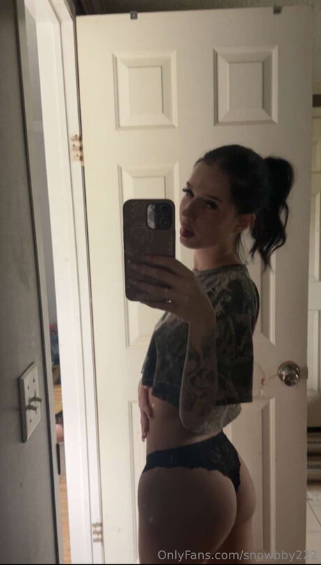 Snowwhyte222 model high quality pic