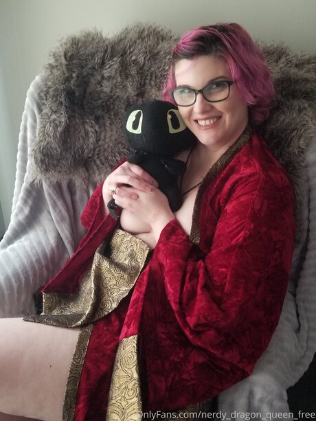 Nerdy Dragon Queen Free exclusive actress photo